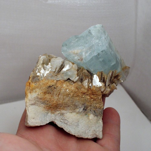 Collectors Quality Big Aquamarine Specimen Pakistan  Litnon.com