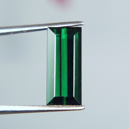 Top Cut Rich Green Tourmaline Afghanistan 3.72ct  Litnon.com