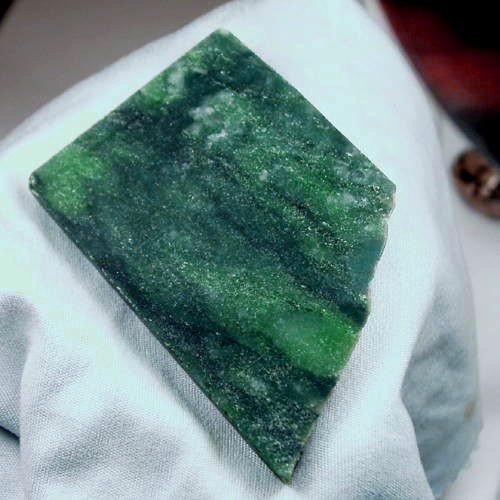 Ultra Rare Chrome Tremolite Cab Rough 43 grams  Litnon.com