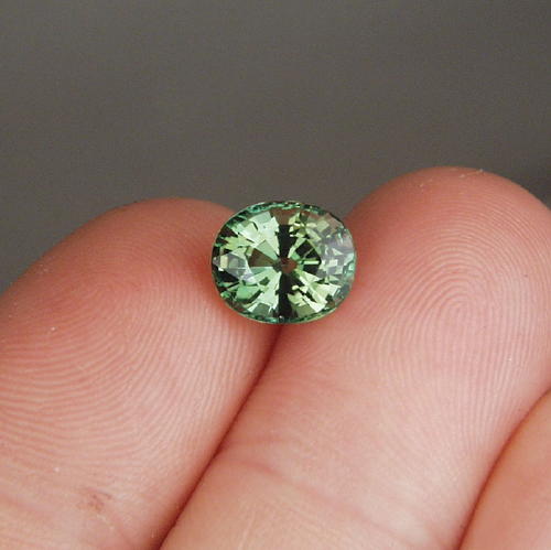Bright and Pretty Mozambique Tourmaline 3.39ct  Litnon.com