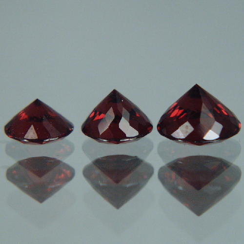 Top Cut Red Fire Crimson Umba River Garnets  Litnon.com