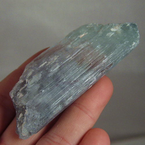 Bi Color Spodumene Kunzite Hiddenite Crystal 450ct  Litnon.com
