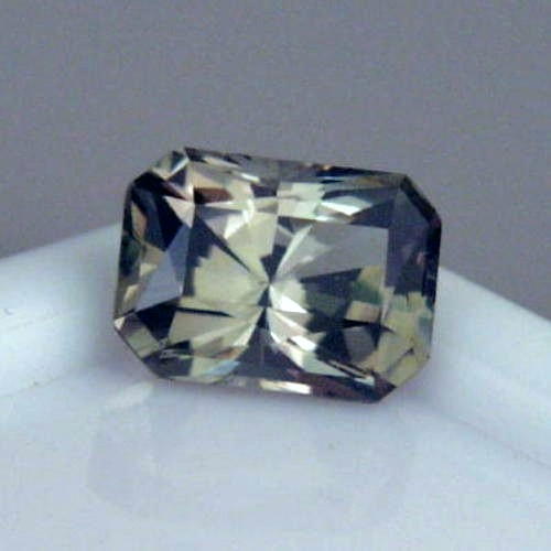 Top Cut Rare Collectors Color Oyo Tourmaline 1.60 ct  Litnon.com