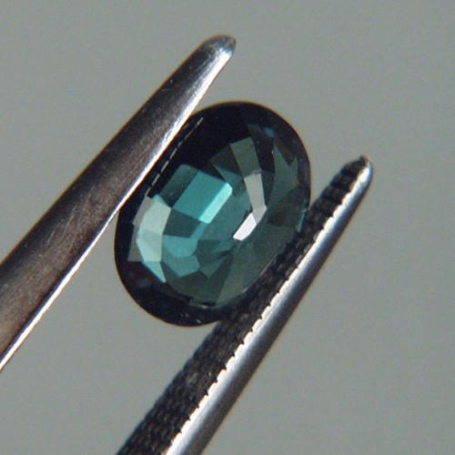 Rare Color Change Garnet Sri Lanka 0.75 ct  Litnon.com