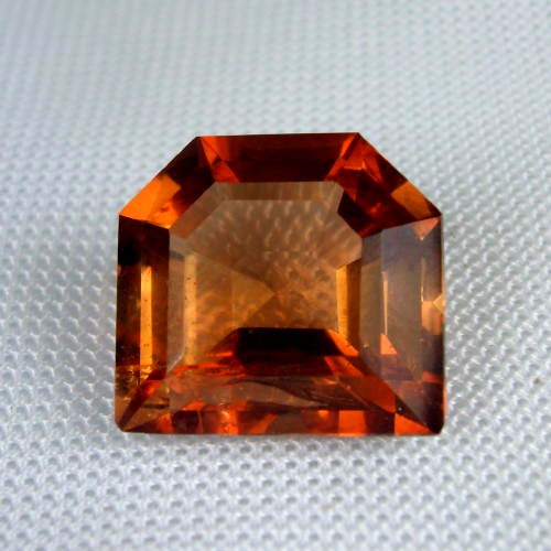 RARE Fine Gem Russian Imperial Topaz 7.71 ct  Litnon.com