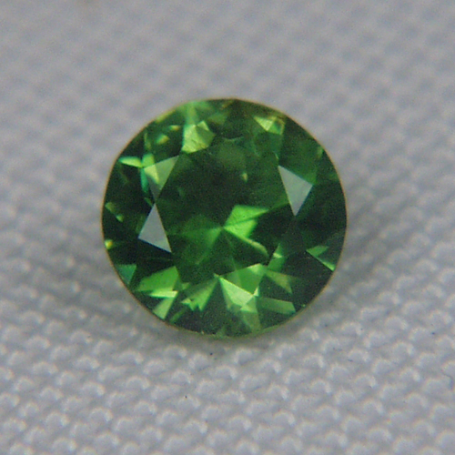  Top Gem Chrome Green Russian Demantoid Garnet  Litnon.com