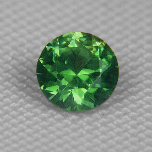  Top Gem Chrome Green Russian Demantoid Garnet  Litnon.com