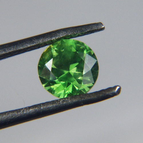  Top Gem Chrome Green Russian Demantoid Garnet  Litnon.com