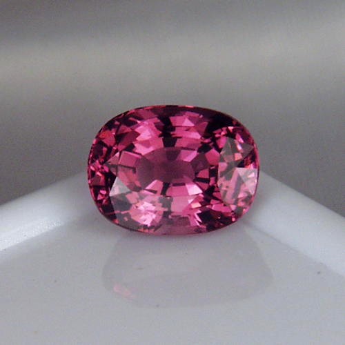 Hot Pink Natural Sri Lanka Spinel 2.69 ct  Litnon.com