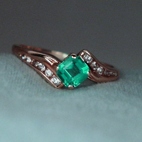 Super Color High Gem Grade Emerald and Diamond Ring  Litnon.com