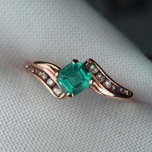 Super Color High Gem Grade Emerald and Diamond Ring  Litnon.com