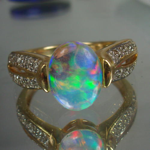 Color and Fire Australian Opal Gold Ring  Litnon.com