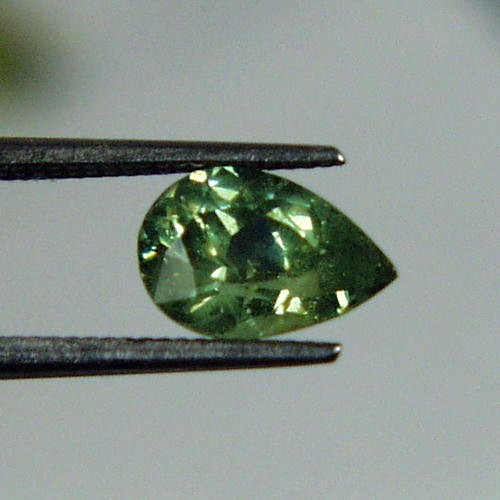 Bright and Pretty Demantoid Garnet Namibia  Litnon.com