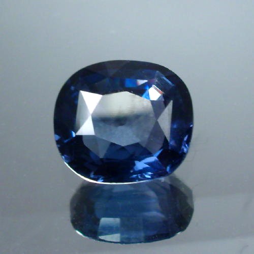 Bright and Blue Natural Ceylon Sapphire 2.10 ct  Litnon.com