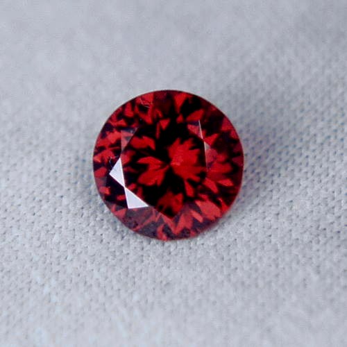 Top Cut Red Fire Crimson Color Umba River Garnet  Litnon.com