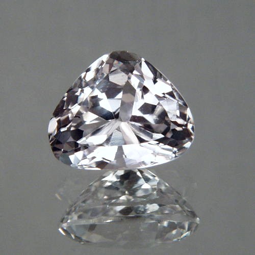 Top Cut White Triphane Spodumene Kunzite 9.86 ct  Litnon.com