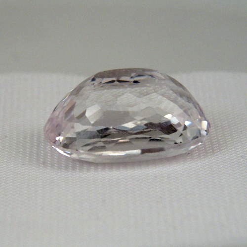 Top Cut White Triphane Spodumene Kunzite 19.58 ct  Litnon.com