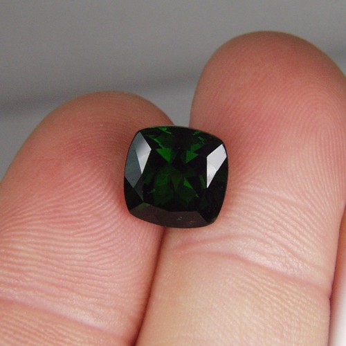 Huge Extreme Green Siberian Chrome Diopside 5.45ct  Litnon.com