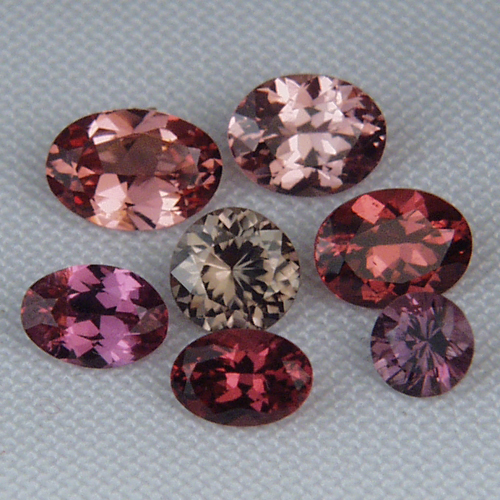 Collectors Color Change / Shift Garnet Lot Tanzania  Litnon.com
