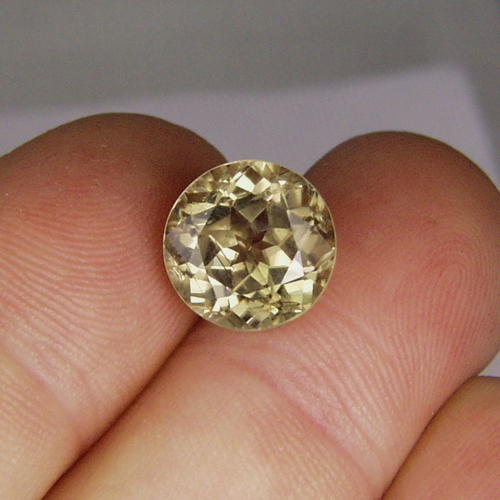 Big and Rare Color Change Diaspore - Zultanite Turkey 7.24 ct  Litnon.com
