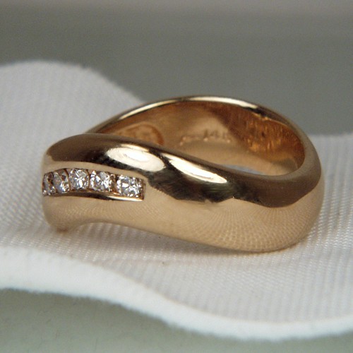 Quality Heavy 14 kt Channel Set Diamond Ring  Litnon.com