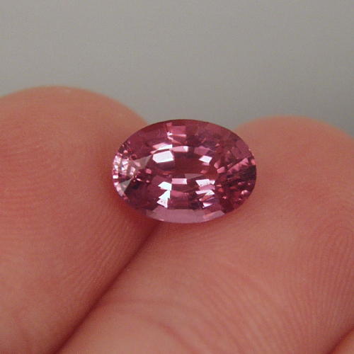 Big and Bright Pink Spinel Sri Lanka 3.36 ct  Litnon.com