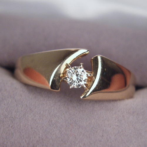 Estate Ladies Heavy I4 KT Diamond Fashion Ring  Litnon.com