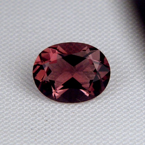 Rare Strong Color Shift Garnet Tanzania 1.58ct  Litnon.com