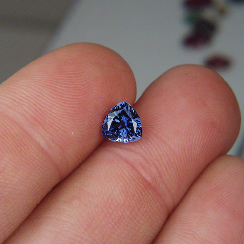  Unheated Natural Color Ceylon Sapphire 1.72ct  Litnon.com