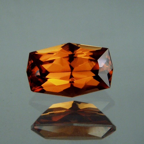 RARE Top Cut Russian Precious Topaz 4.93 ct  Litnon.com