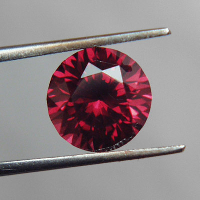 USA Cut Big Umba Valley Rhodolite Garnet 5.19 carats Litnon.com