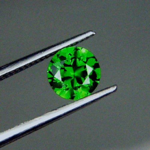 Gem Glowing Emerald Green Russian Demantoid Garnet  Litnon.com
