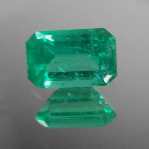 New Find Bright and Pretty Natural Emerald Somalia  Litnon.com