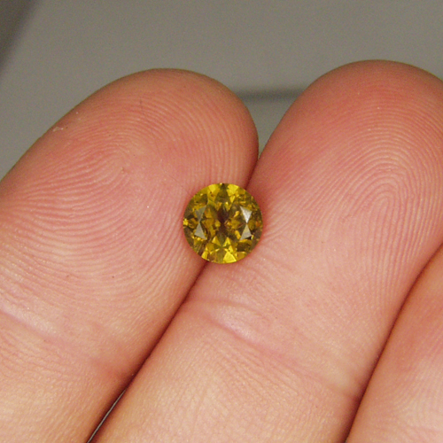 Rare Old Mine Russian Demantoid Topazolite Garnet  Litnon.com