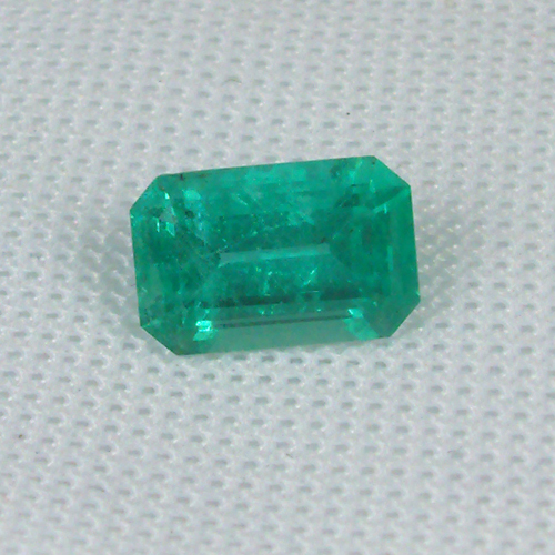 New Find Bright and Pretty Natural Emerald Somalia  Litnon.com