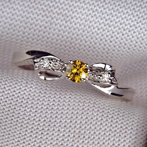 Bright and Pretty Yellow Diamond Ring 14 kt  Litnon.com