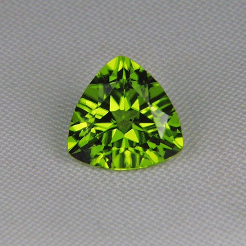 Top Gem Fine Cut and Color Pakistan Peridot 4.60 ct  Litnon.com