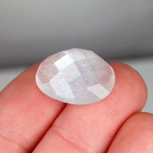 Big White Moonstone Cabochon Sri Lanka 21.25 ct  Litnon.com