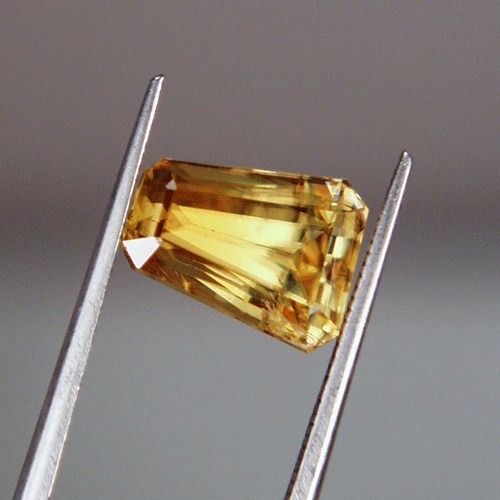 Multi Color Fire Natural Sphene Pakistan 3.68 ct  Litnon.com