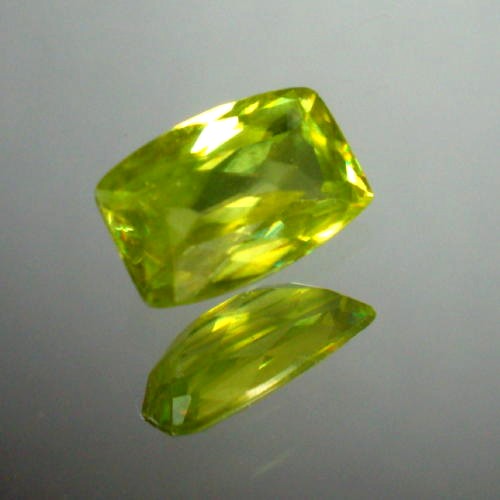 Multi -Color Fire Natural Sphene Pakistan 1.74ct  Litnon.com
