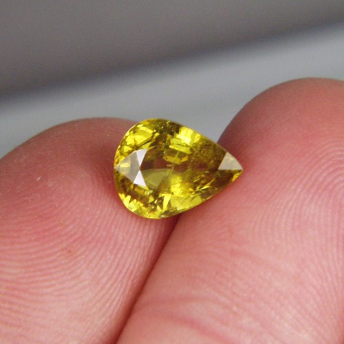 Multi Color Fire Natural Sphene Pakistan 2.85 ct *** Litnon.com