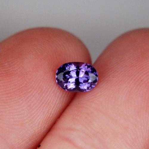 Rare Purple - Blue Color Change Ceylon Sapphire  Litnon.com