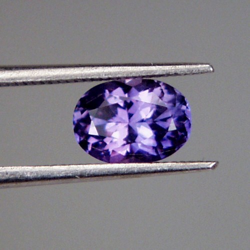 Rare Purple - Blue Color Change Ceylon Sapphire  Litnon.com