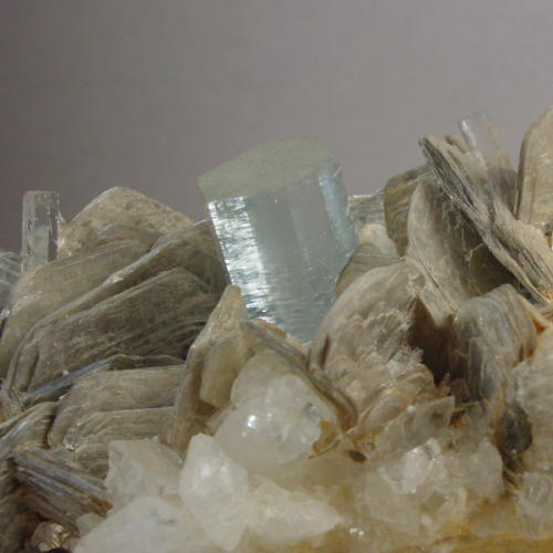 Collectors Quality Big Aquamarine and Muscovite Specimen Litnon.com