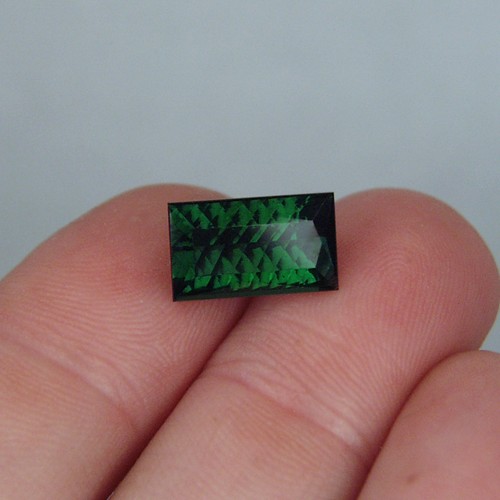 Millennium Cut Green Tourmaline Brazil 5.50 ct  Litnon.com