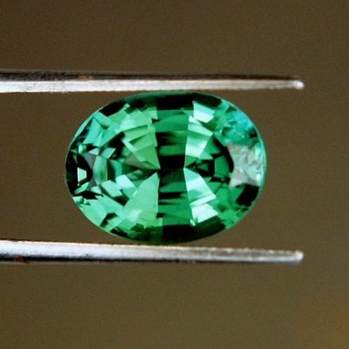 Fine Color GreenTourmaline Afghanistan 4.54 ct  Litnon.com