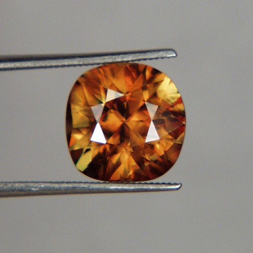 USA Cushion Cut Brilliant Color Pakistan Sphene 4.25 ct  Litnon.com
