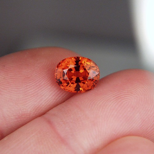 Color and Fire Mandarin Spessartite Garnet 4.06 ct  Litnon.com