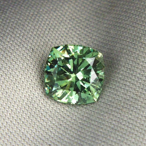 USA Cut Mint Green Demantoid Garnet Namibia 1.07ct  Litnon.com