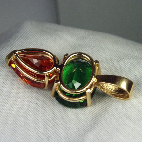 Museum Mandarin Spessartite Tsavorite Garnet Pendant Litnon.com